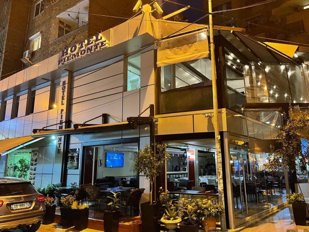 Hotel Piemonte Tirana Exteriör bild