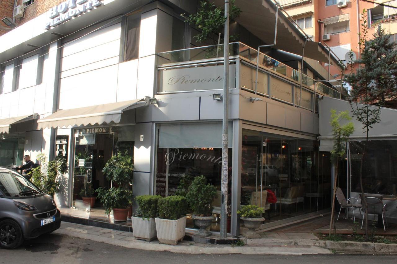 Hotel Piemonte Tirana Exteriör bild